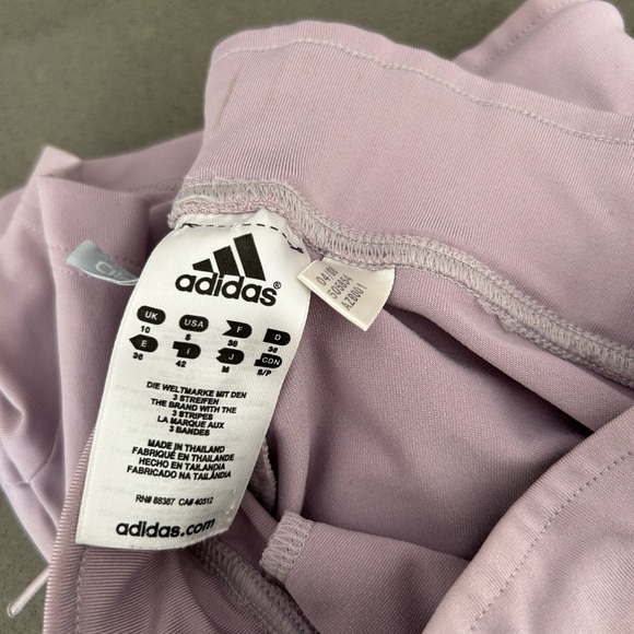 Adidas exercise shorts - Picture 4 of 4